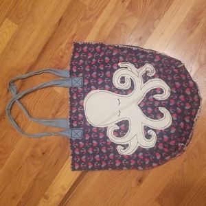 Look at this cute octopus bag!